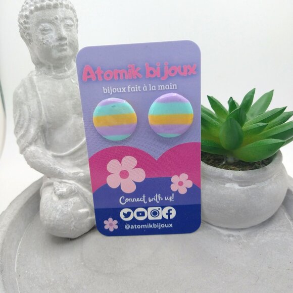 Handmade pastel color polymer clay earrings. Boucles d'oreilles fait à la main - Picture 2 of 5